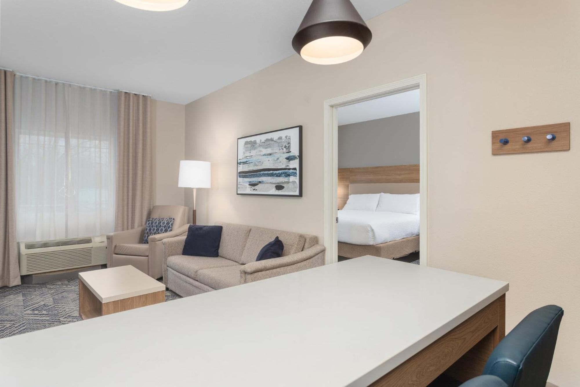 Candlewood Suites La Crosse By Ihg Экстерьер фото